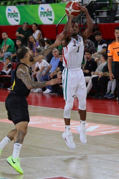 Türkiye Basketbol Süper Ligi: Karşıyaka: 107 - Mersinspor: 81 - Sayfa 7