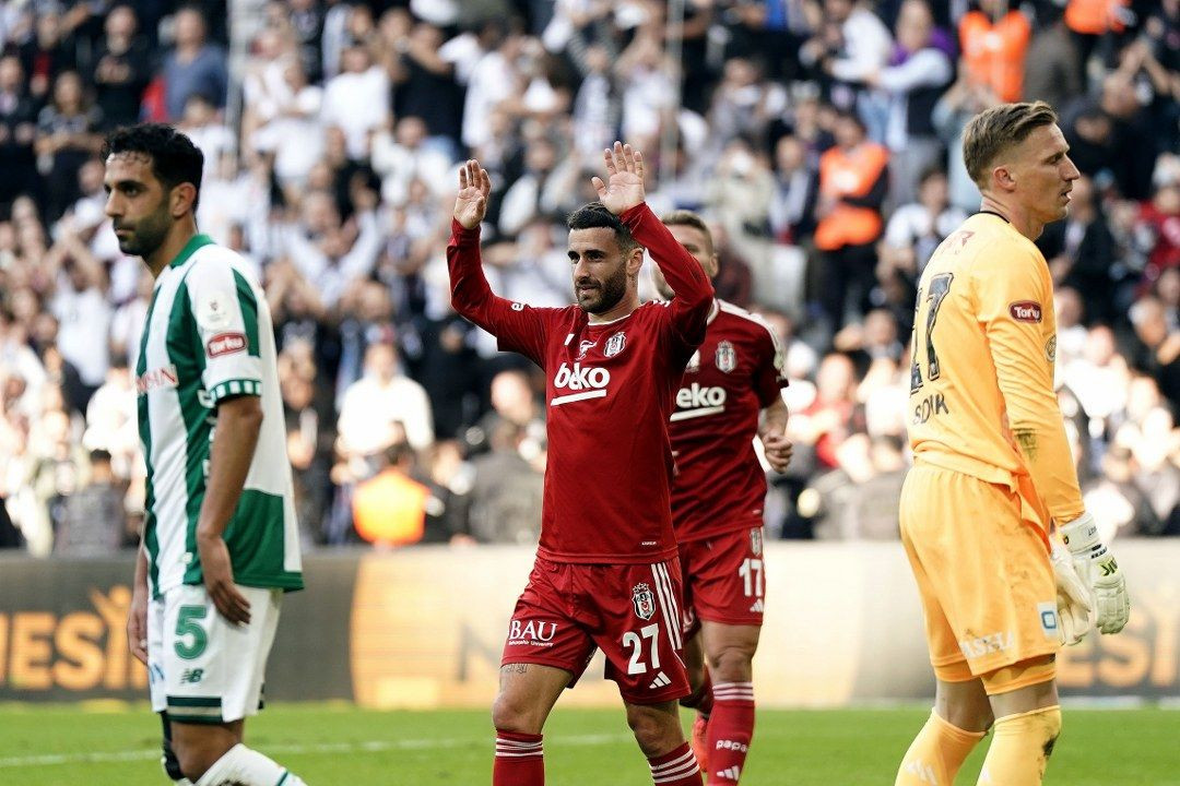 Trendyol Süper Lig: Beşiktaş: 2 - Konyaspor: 0 (İlk yarı) - Sayfa 24