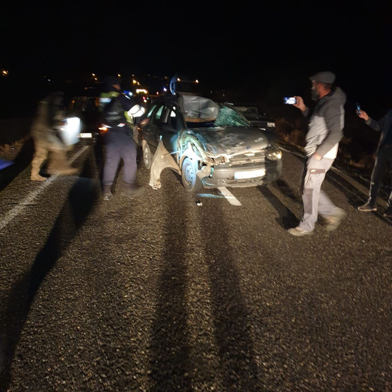 Elazığ'da Yola Çıkan İneğe Çarpan Otomobilde 3 Yaralı - Sayfa 3