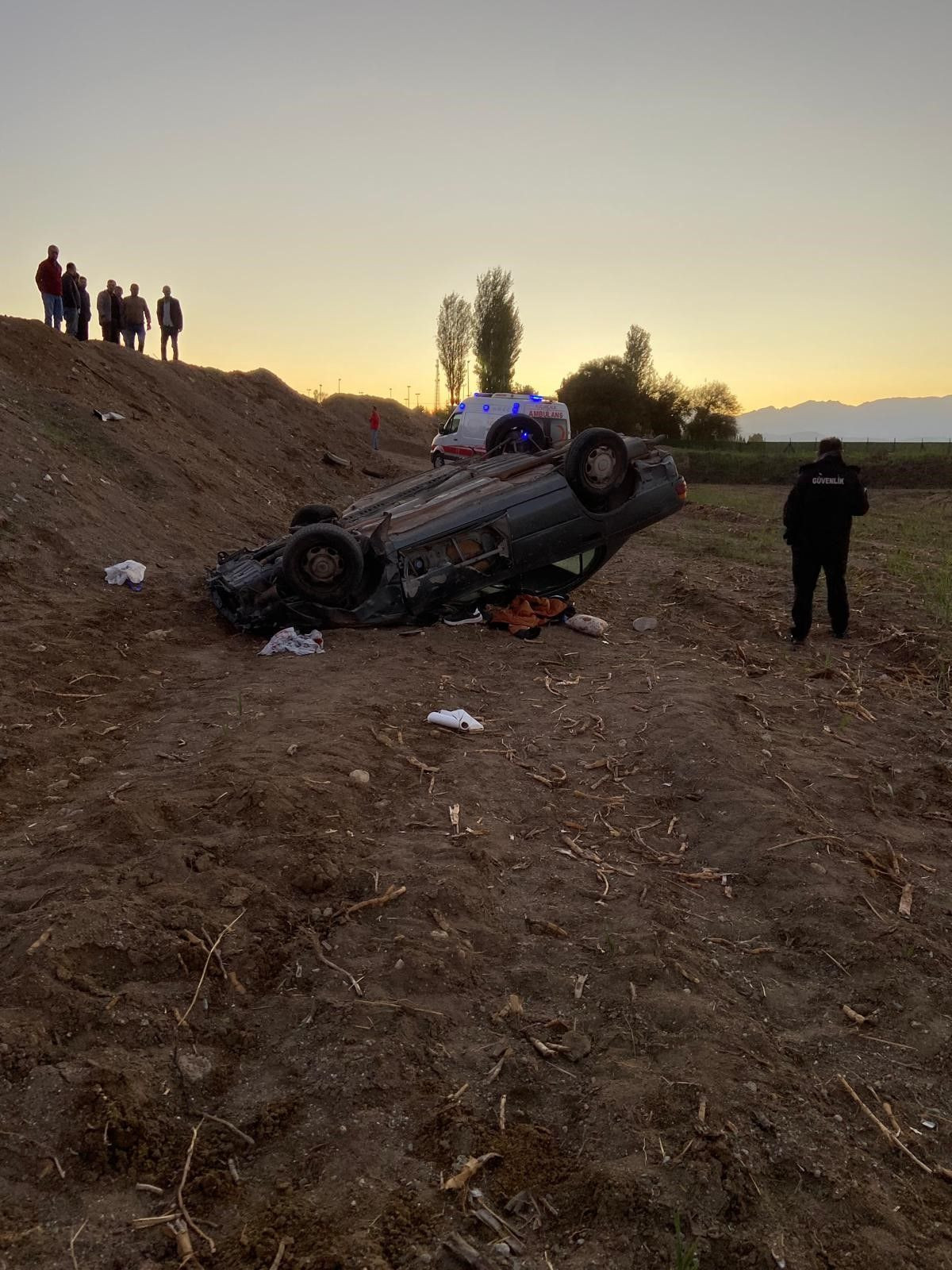 Şarampole Devrilen Otomobilin Sürücüsü Hayatını Kaybetti - Sayfa 2