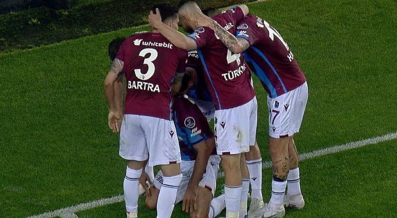 Trabzonspor-Başakşehir Maçının Ardından Çarpıcı Eleştiri! - Sayfa 8