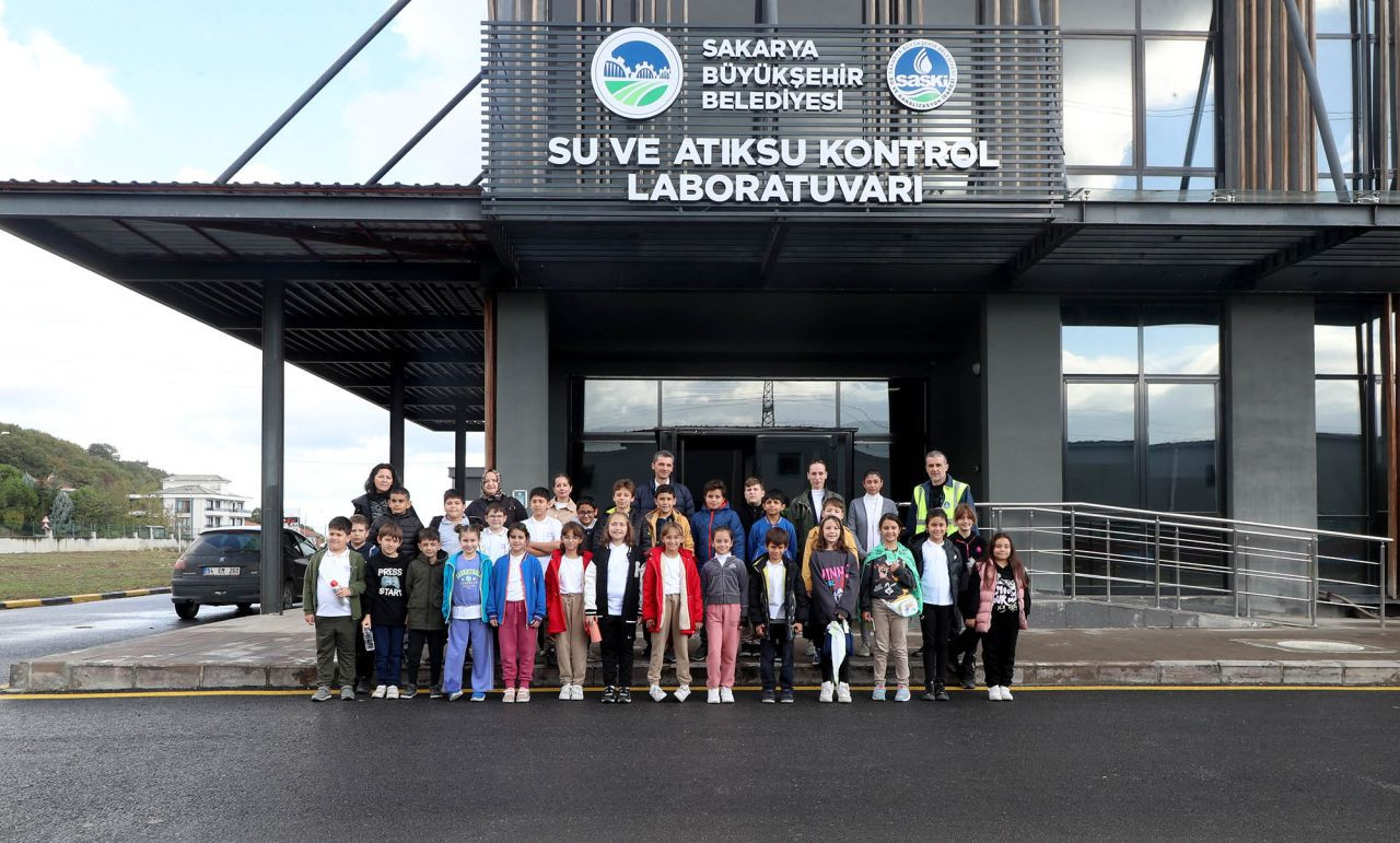 Büyükşehir’den Öğrencilere Unutulmaz Bir Gün: Can Dostlarla Buluşma ve Macera Parkı'nda Heyecan Dolu Anlar - Sayfa 1