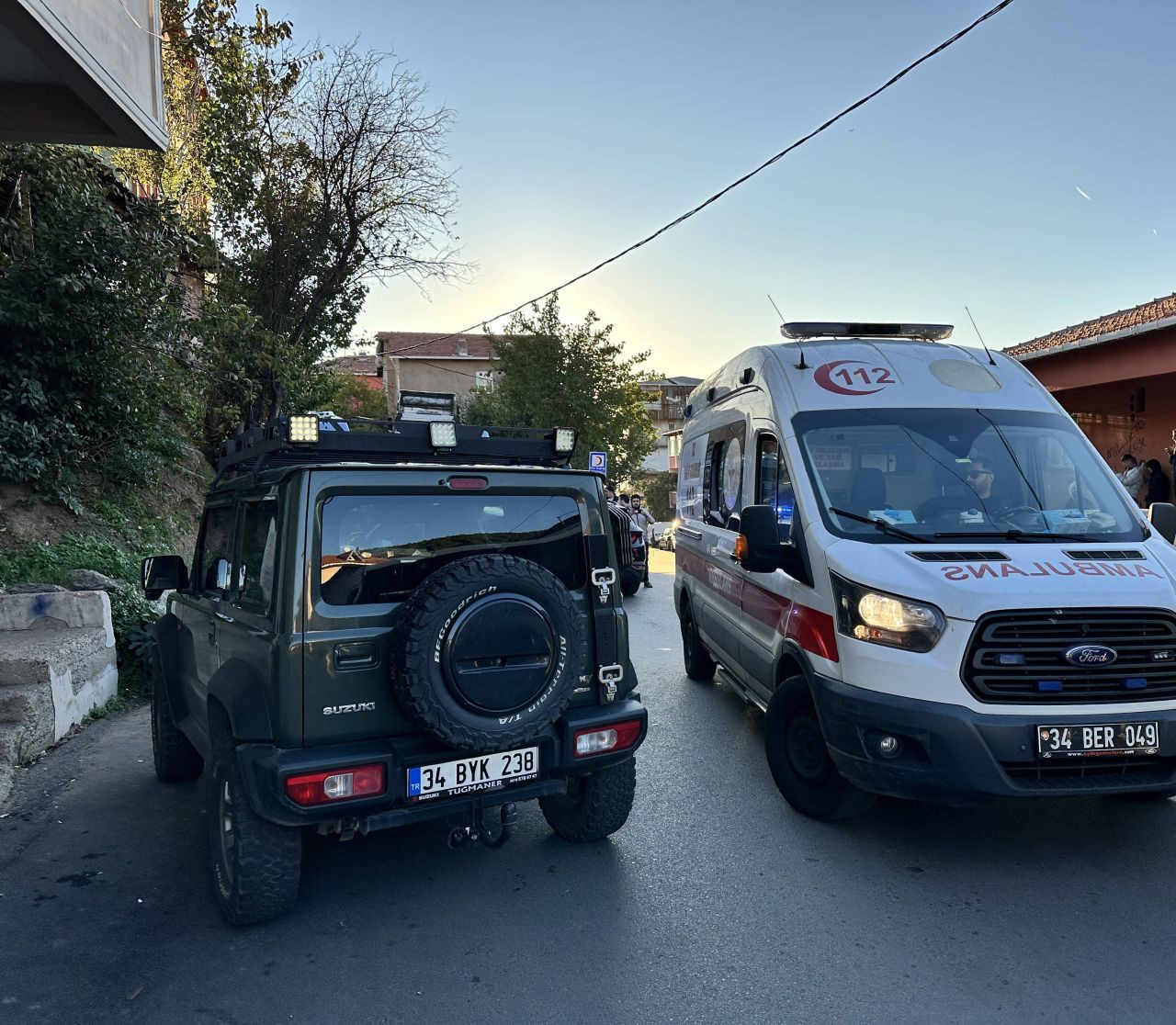 Maltepe'de Yolcu Minibüsü Tıra Çarptı: 8 Kişi Yaralandı - Sayfa 4