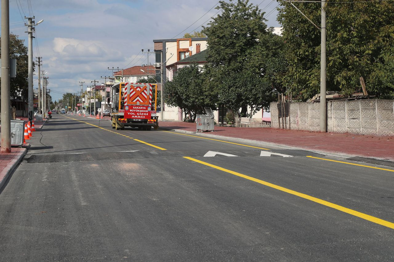 Büyükşehir üst yapı çalışmalarını tamamladı, yeni çalışmalarla şehre renk kattı - Sayfa 13