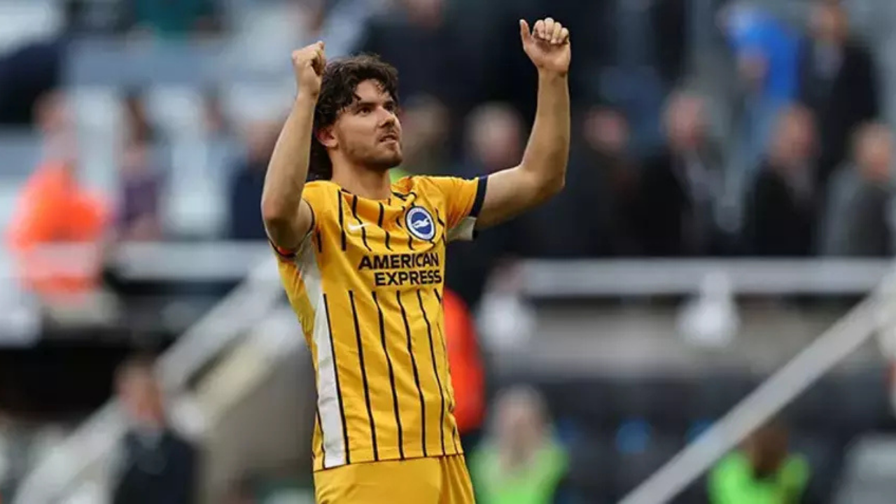 İngiltere'de Ferdi Kadıoğlu hayran bıraktı! Brighton paylaştı