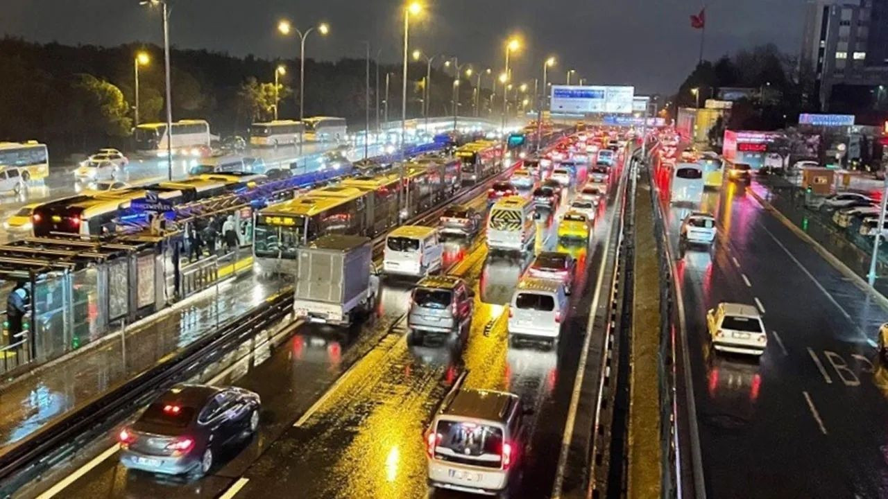 Trafiğe kayıtlı taşıt sayısı yüzde 8,85 arttı - Sayfa 4