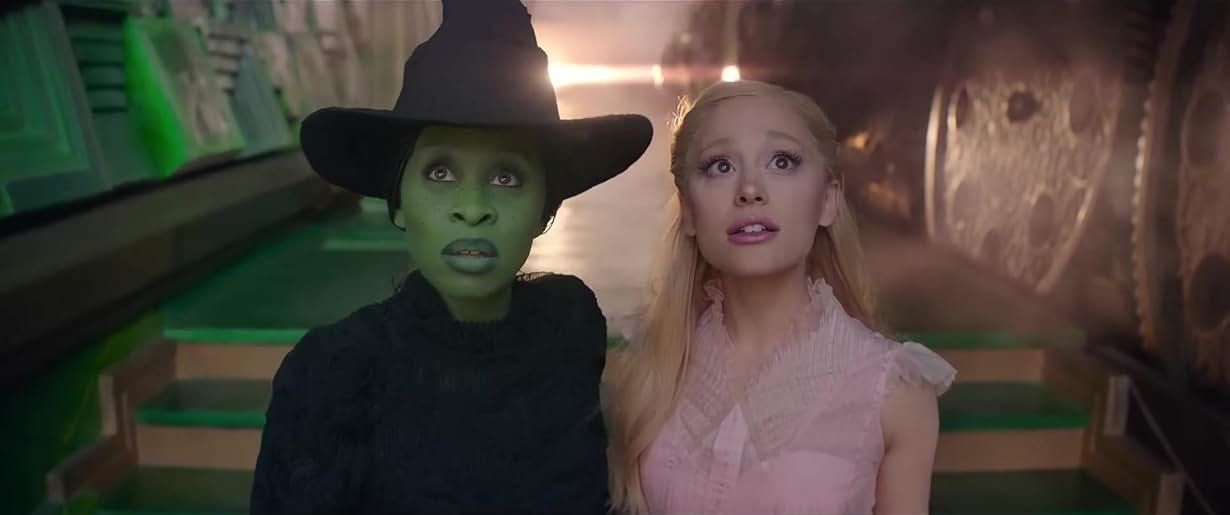 Ariana Grande, Wicked Poster Editi Üzerine Yapılan Eleştirilere Yanıt Verdi - Sayfa 6