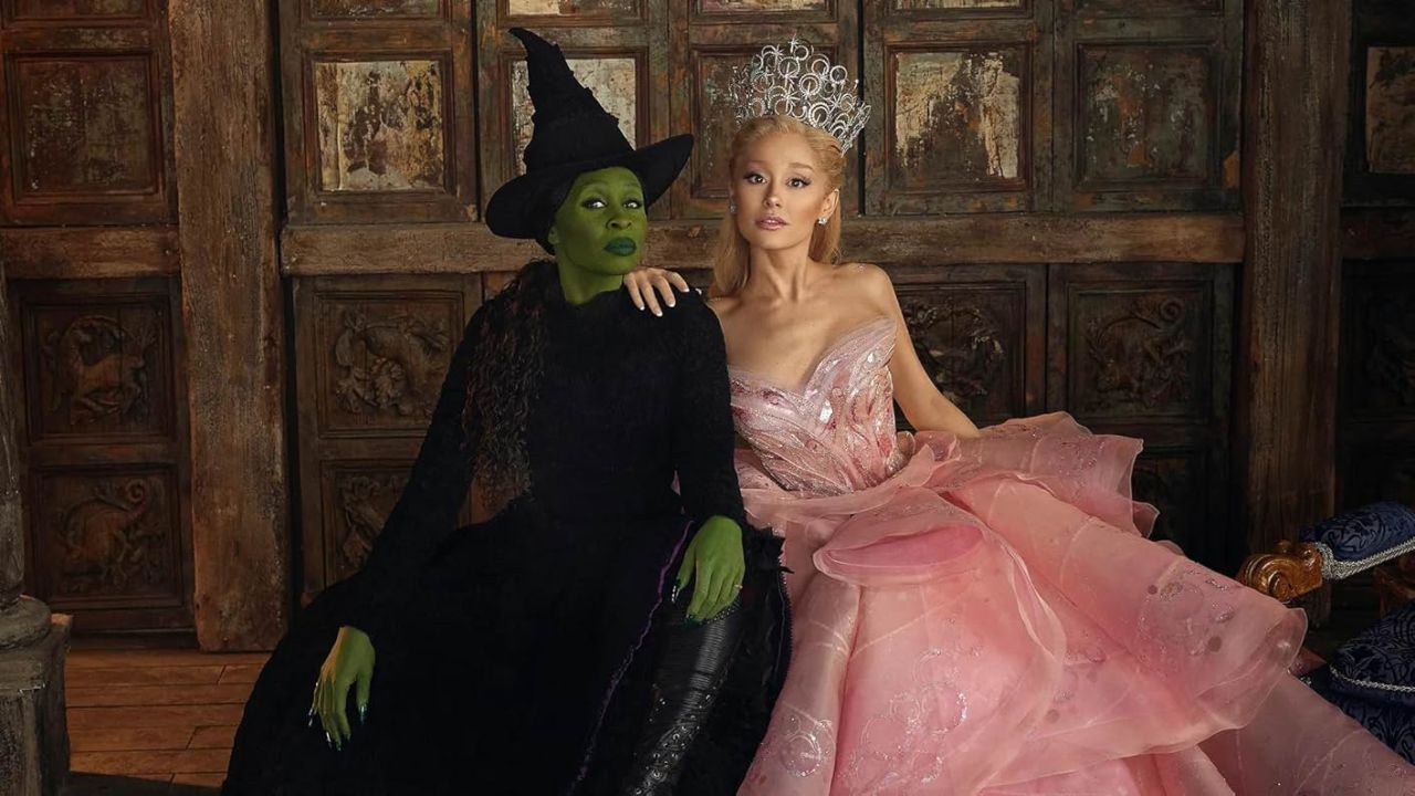 Ariana Grande, Wicked Poster Editi Üzerine Yapılan Eleştirilere Yanıt Verdi - Sayfa 18