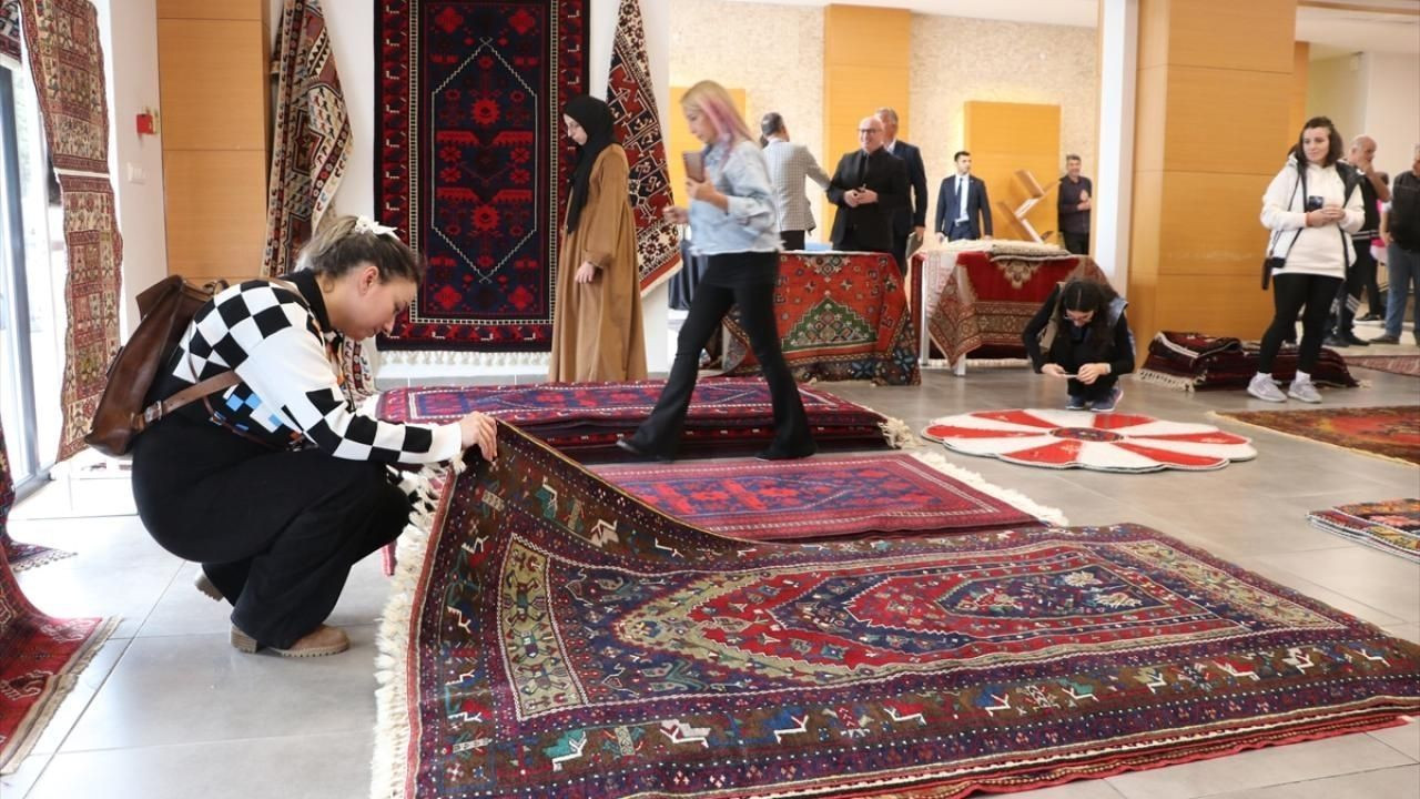 3 bin yıllık Yağcıbedir halıları sonra Sakarya' da - Sayfa 1