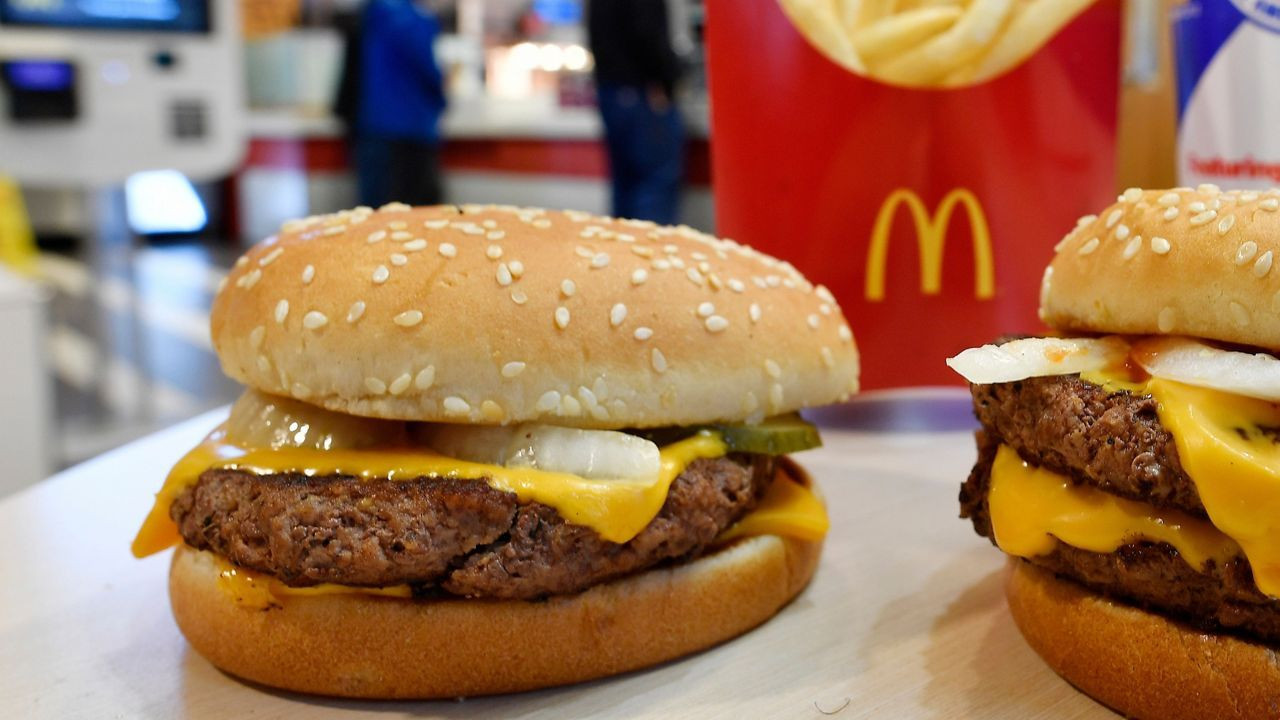 McDonald’s’da E.Coli Skandalı: Onlarca Kişi Hastanede, 1 Kişi Hayatını Kaybetti! Eğer Bu Belirtiler Varsa... - Sayfa 4