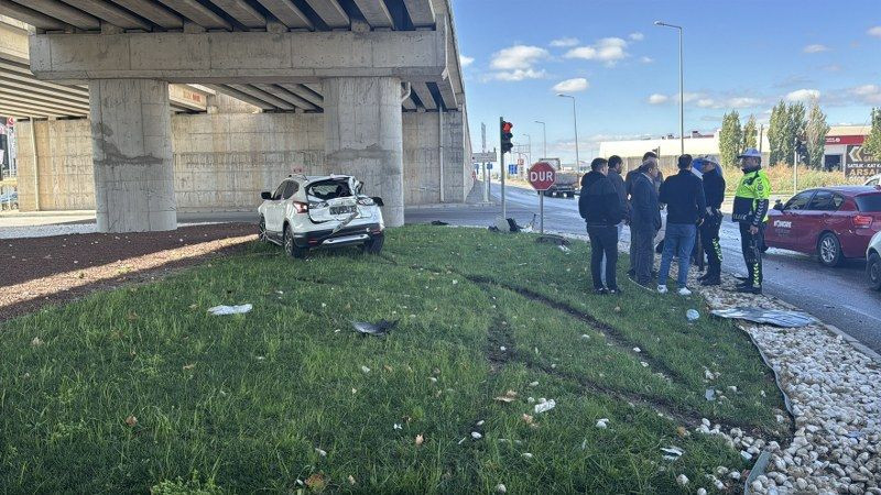 Tırla Çarpıştı Milyonluk Cip Hurdaya Döndü! - Sayfa 5