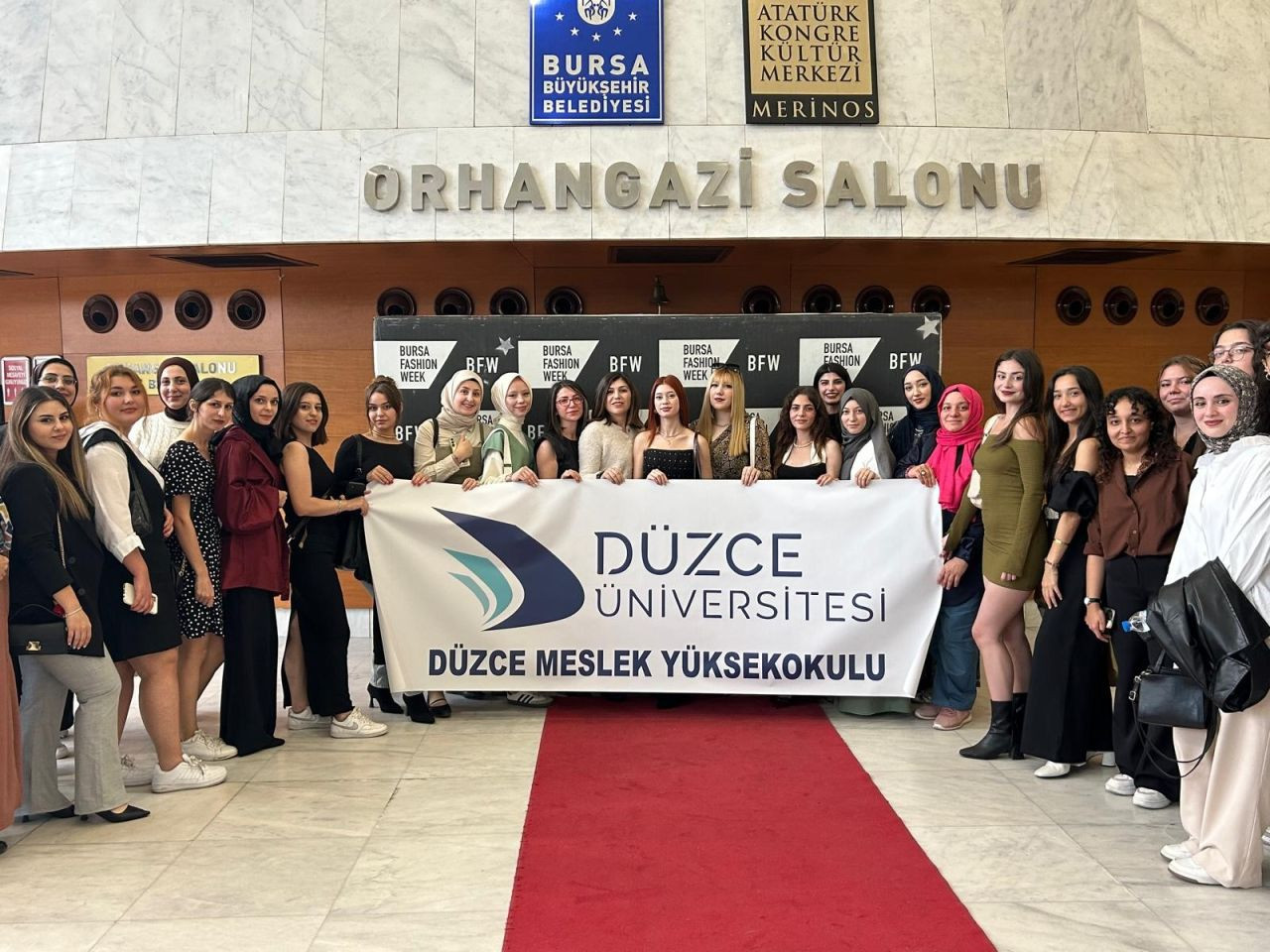 Düzce'de Moda yarışmasında finale kaldı. - Sayfa 1