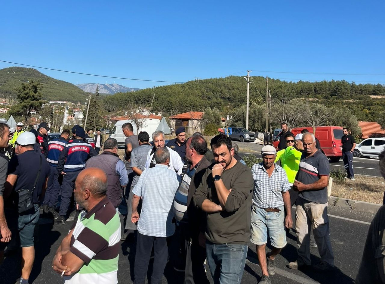 Muğla'da ölümlü kaza sonrası yolu kapattılar - Sayfa 4