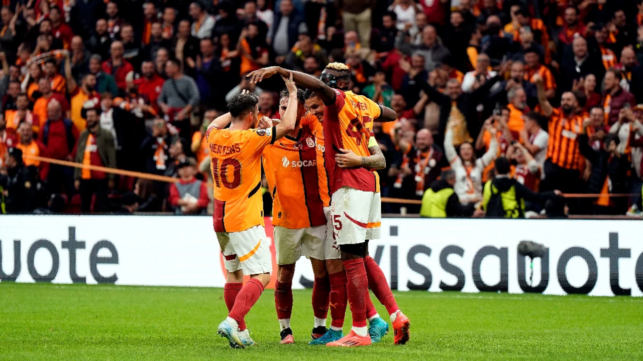 Galatasaray, 48 Yıl Sonra Bir İsveç Takımını Mağlup Etti