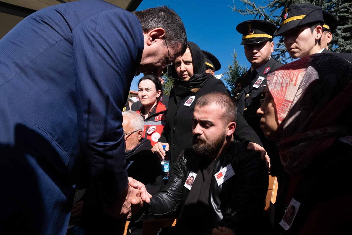 TUSAŞ Saldırısında Şehit Edilen Taksici Murat Arslan’a Askeri Törenle Veda - Sayfa 12