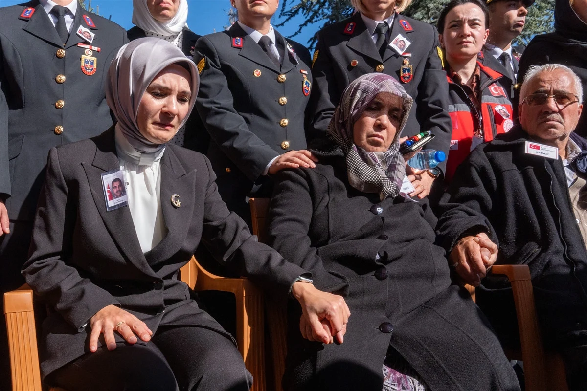 TUSAŞ Saldırısında Şehit Edilen Taksici Murat Arslan’a Askeri Törenle Veda - Sayfa 11