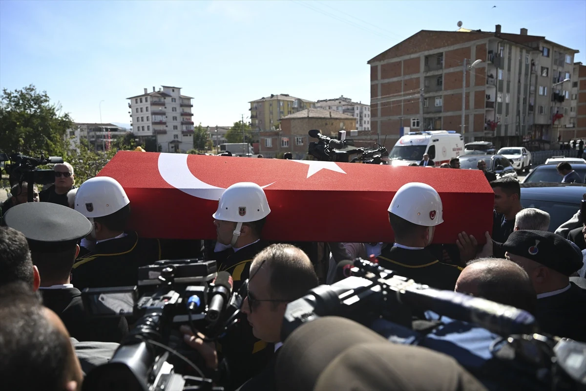 TUSAŞ Saldırısında Şehit Edilen Taksici Murat Arslan’a Askeri Törenle Veda - Sayfa 17