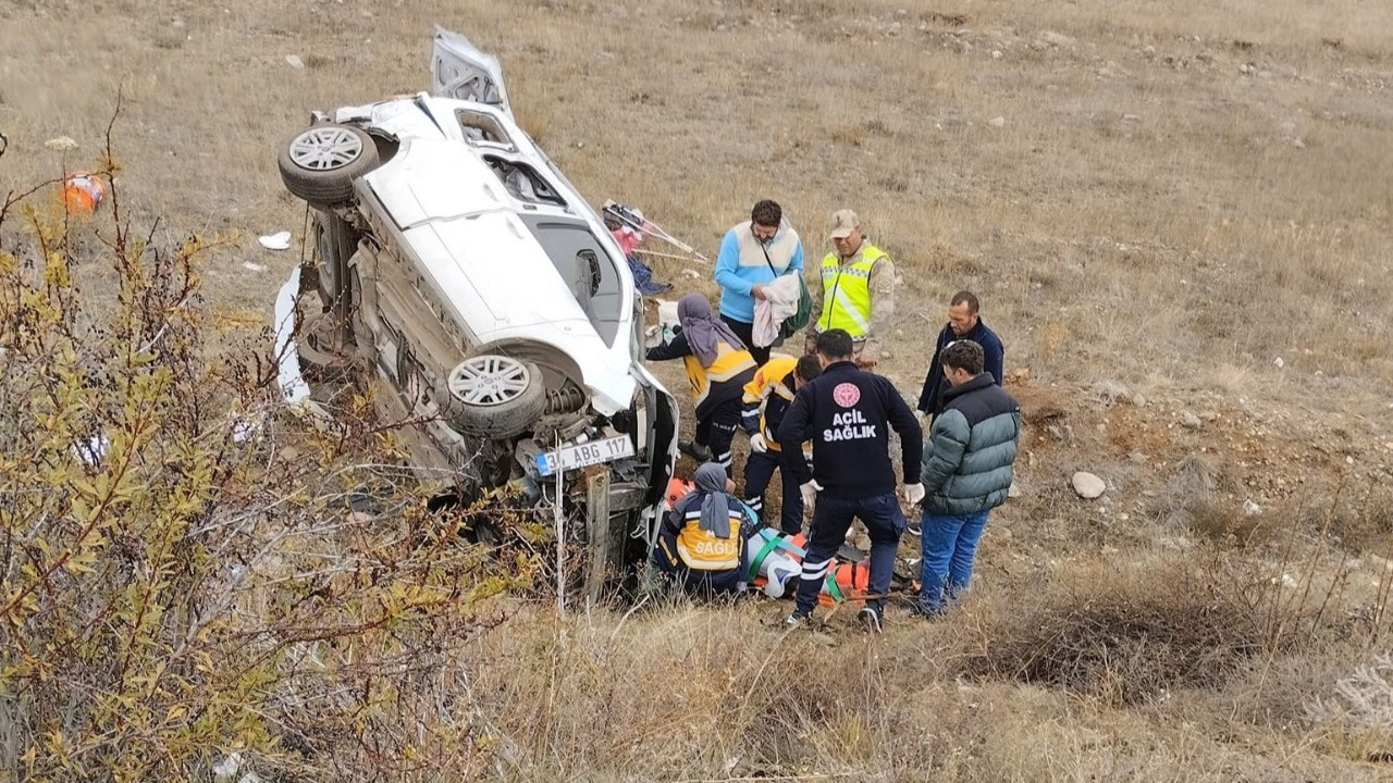 Erzincan'da trafik kazası: 4 yaralı