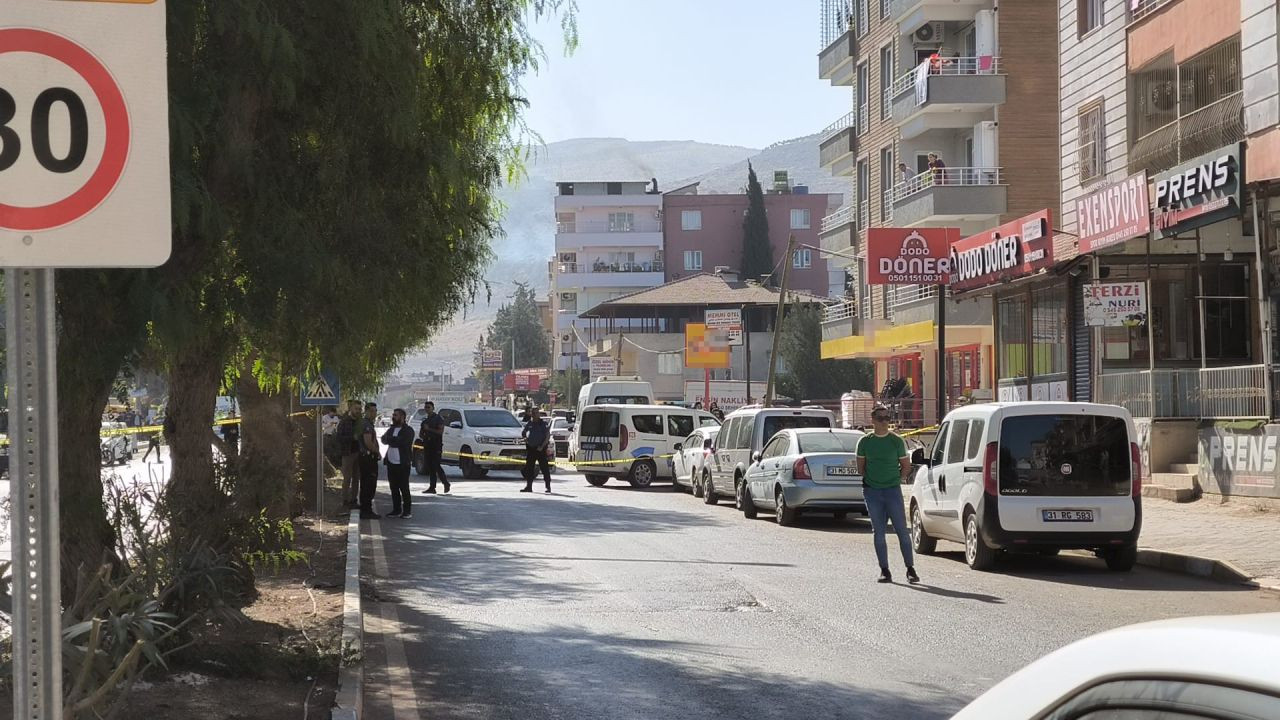 Hatay'da Berberde Bırakılan Şüpheli Çanta Korku Yarattı - Sayfa 3