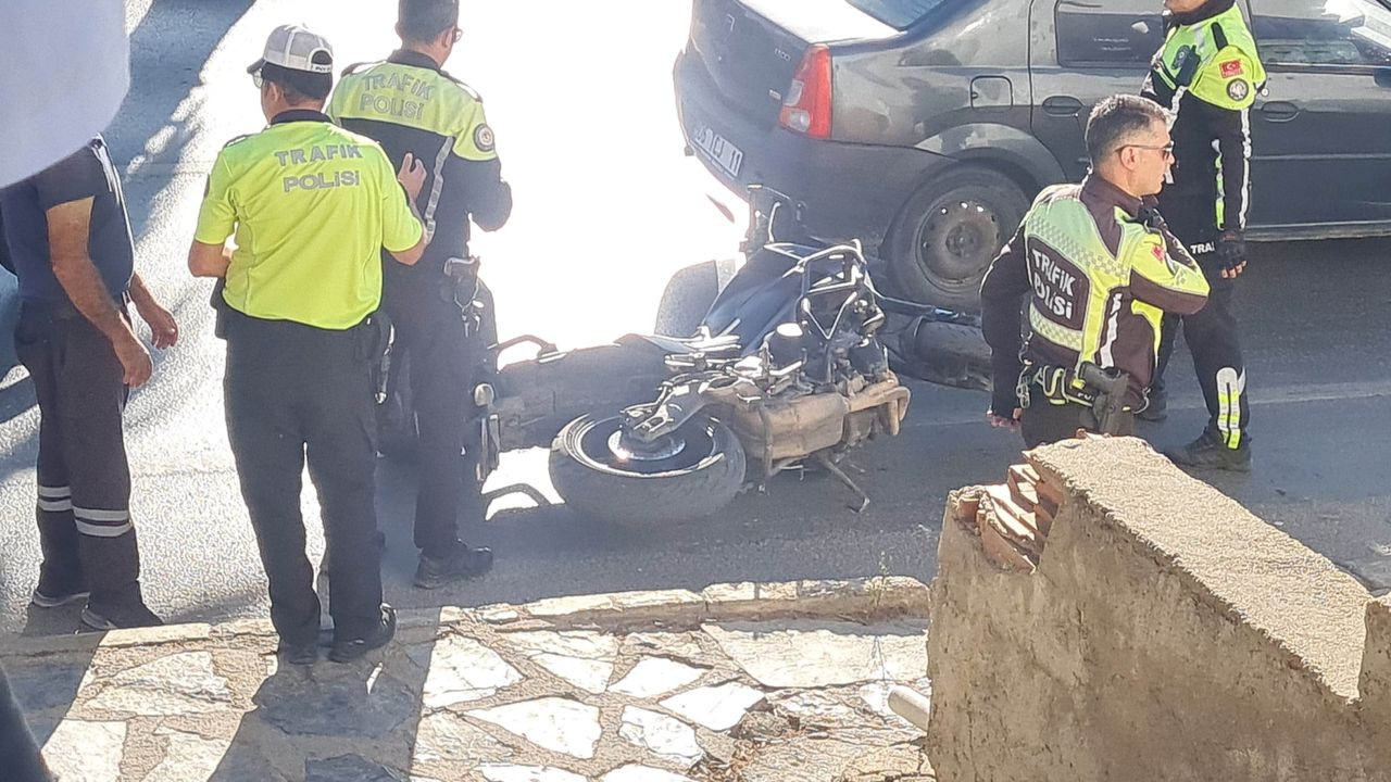 Polis Motosikletini Tekmeleyip Devrilen Kadın Gözaltına Alındı! - Sayfa 6