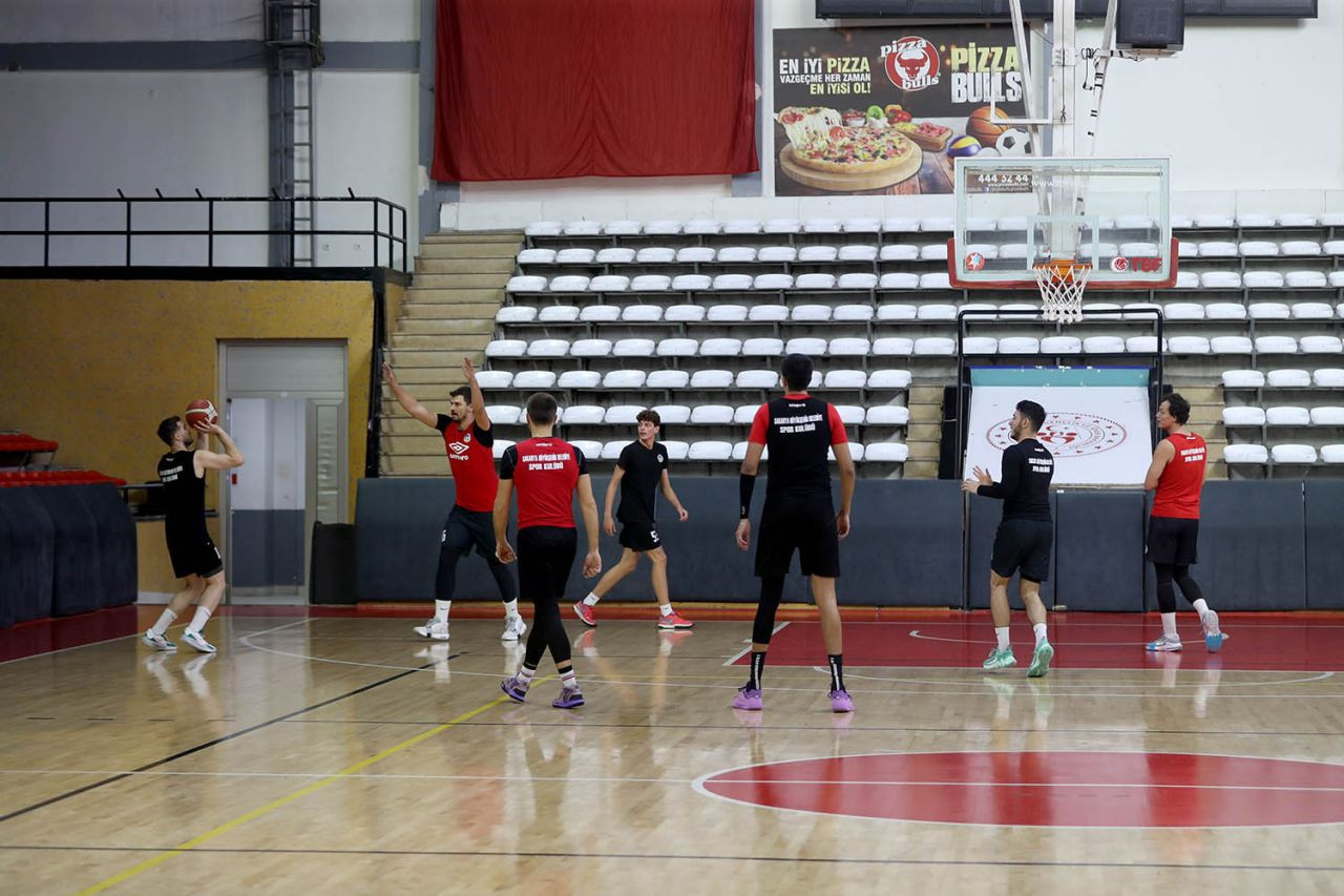 Büyükşehir’in Dev Adamları Sezona Hazırlıklarını Tamamladı: İlk Rakip Teşvikiye - Sayfa 7