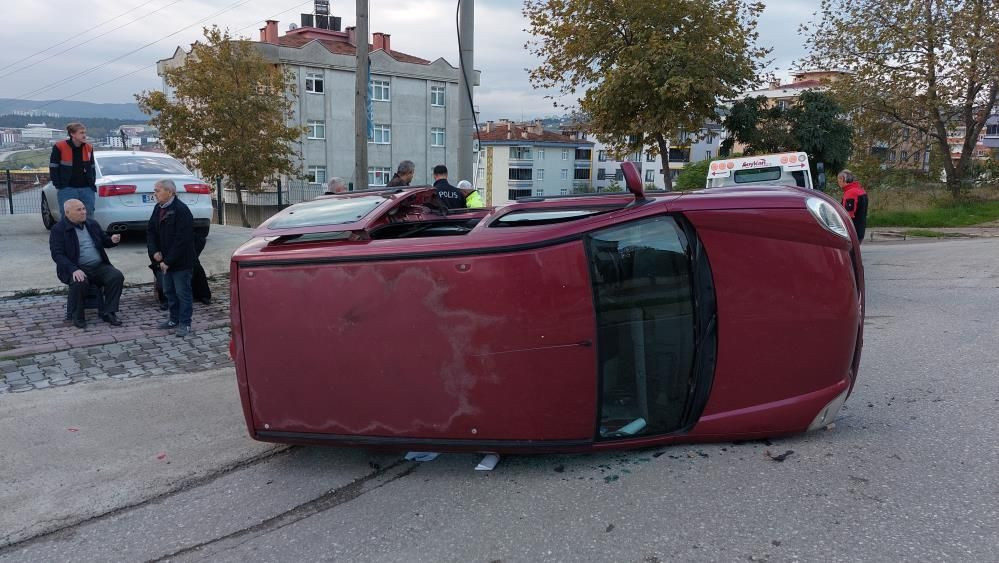 "Tehlikeli Yolda Yeni Kaza: Yine Faciaya Ramak Kaldı!" - Sayfa 4