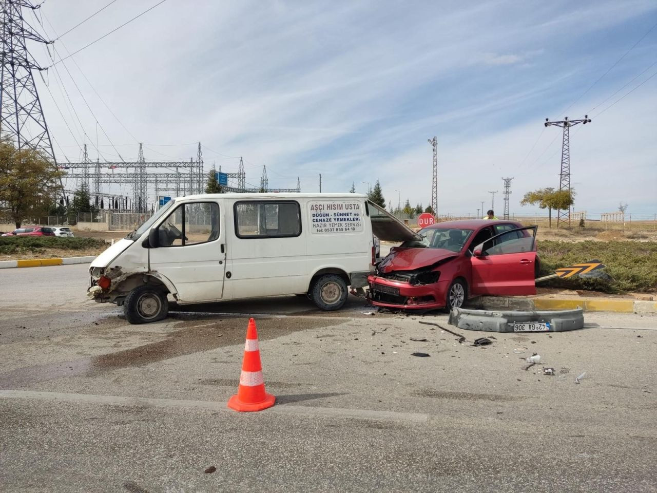 Konya’da otomobil ile minibüs çarpıştı: 2 yaralı - Sayfa 3