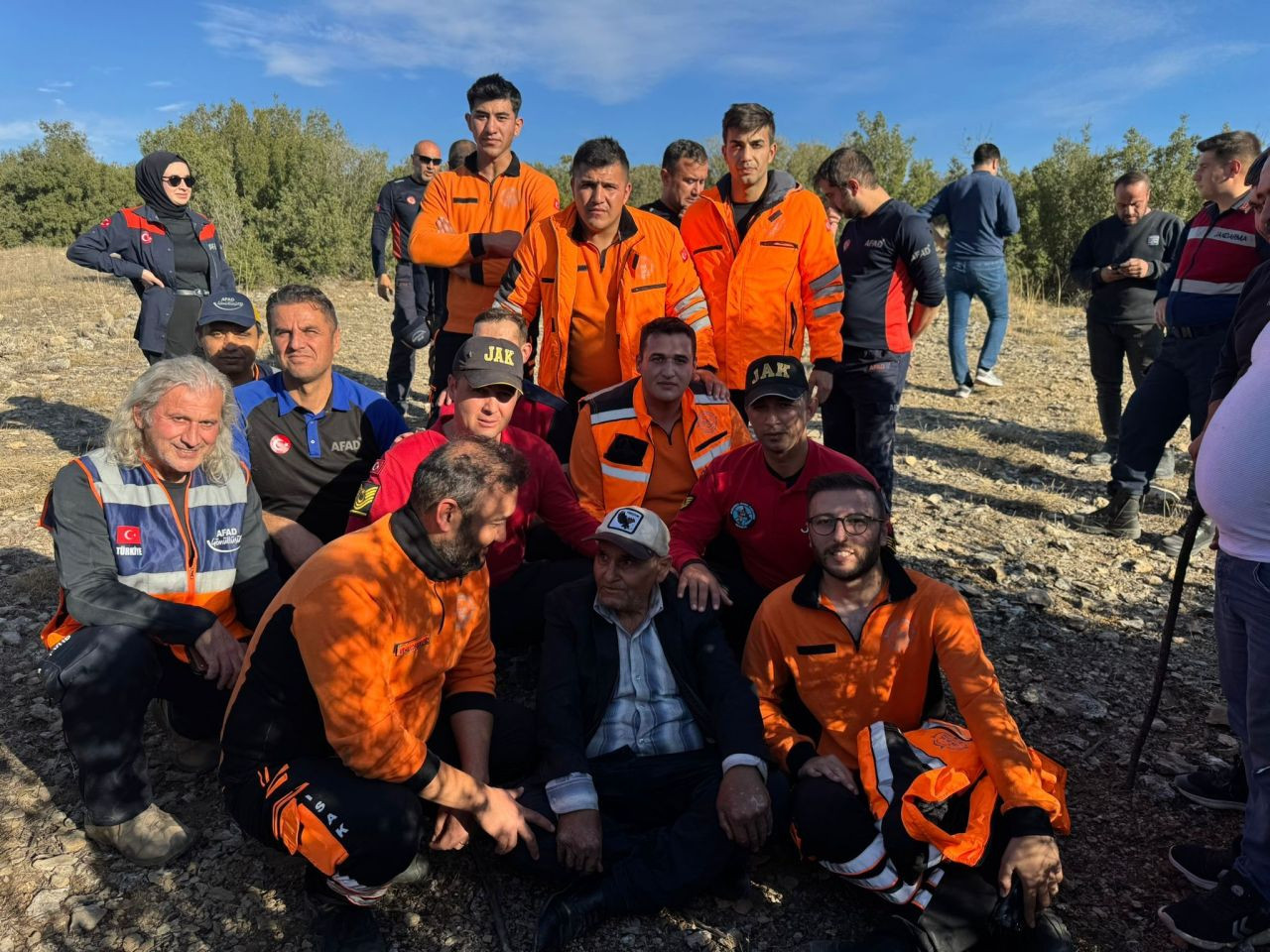 Isparta'da Kaybolan Yaşlı Adam Sağ Bulundu, Gözyaşları Sel Oldu! - Sayfa 1