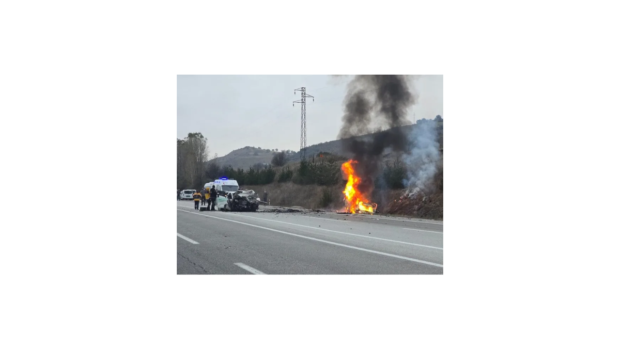 Erzincan'da Facia! Otomobil alev aldı: Çok sayıda ölü var - Sayfa 8