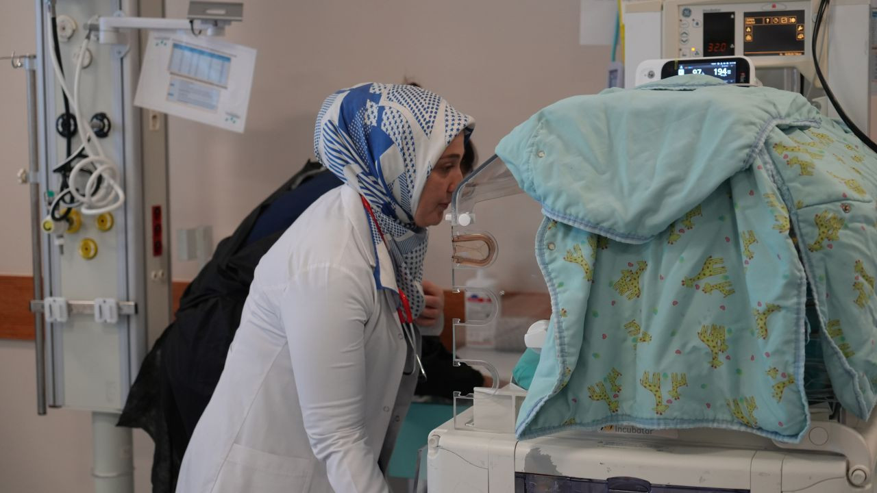 Yenidoğanda Yoğun Bakım Süreci ve Uzman Görüşleri - Sayfa 3