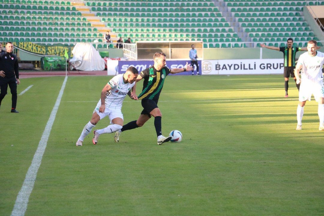 Trendyol 1. Lig: Şanlıurfaspor: 0 - Iğdır FK: 0 (Maç devam ediyor) - Sayfa 9