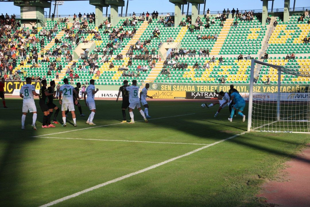 Trendyol 1. Lig: Şanlıurfaspor: 0 - Iğdır FK: 0 (Maç devam ediyor) - Sayfa 12