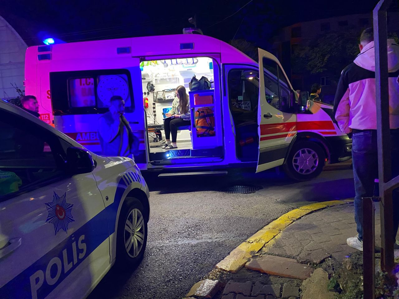 Kocaeli’de Alkollü Sürücü Minibüse Çarptı: 3 Kişi Yaralandı - Sayfa 2