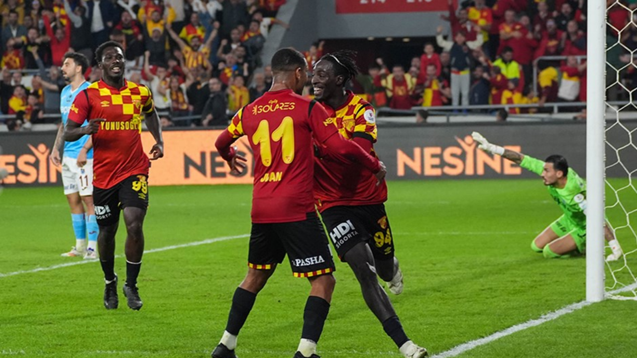 Göztepe, Trabzonspor'u Son Dakikada Geçti: 2-1