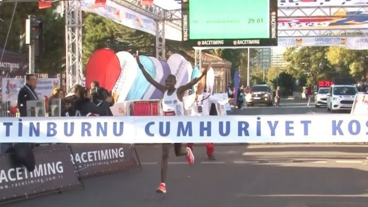 Zeytinburnu Uluslararası Cumhuriyet Koşusu, 2024 yarışmacının katılımıyla gerçekleşti