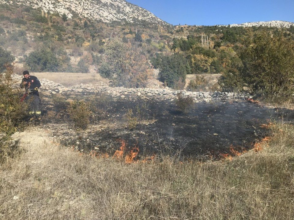 Antalya'da tarım arazisinde yangın - Sayfa 7