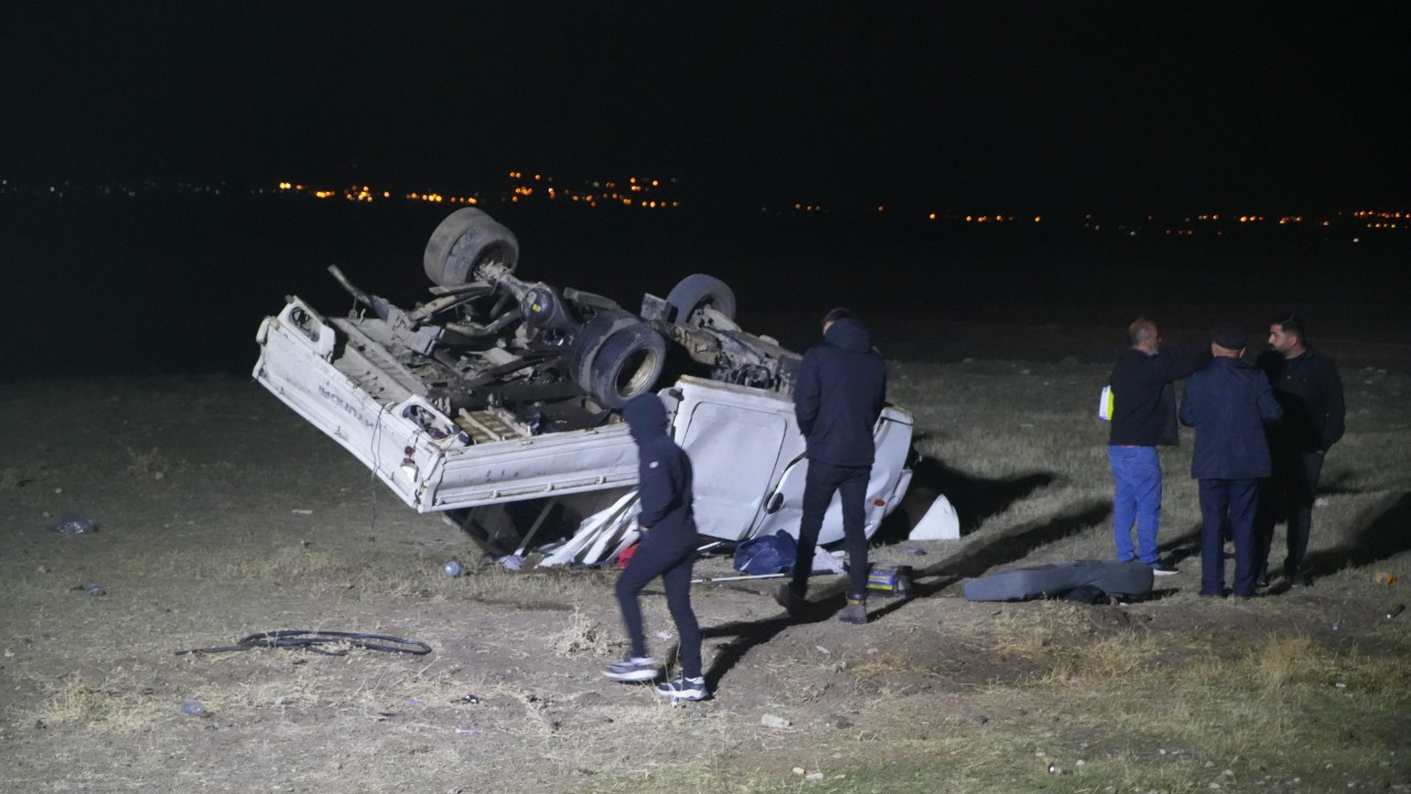 Muş’ta Otomobille Çarpışan Kamyonet Ters Döndü: 5 Yaralı