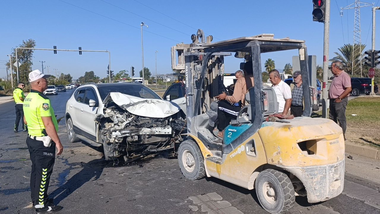 Arızalanan Trafik Işıkları Facia Yarattı: 5’i Çocuk, 9 Yaralı! - Sayfa 1