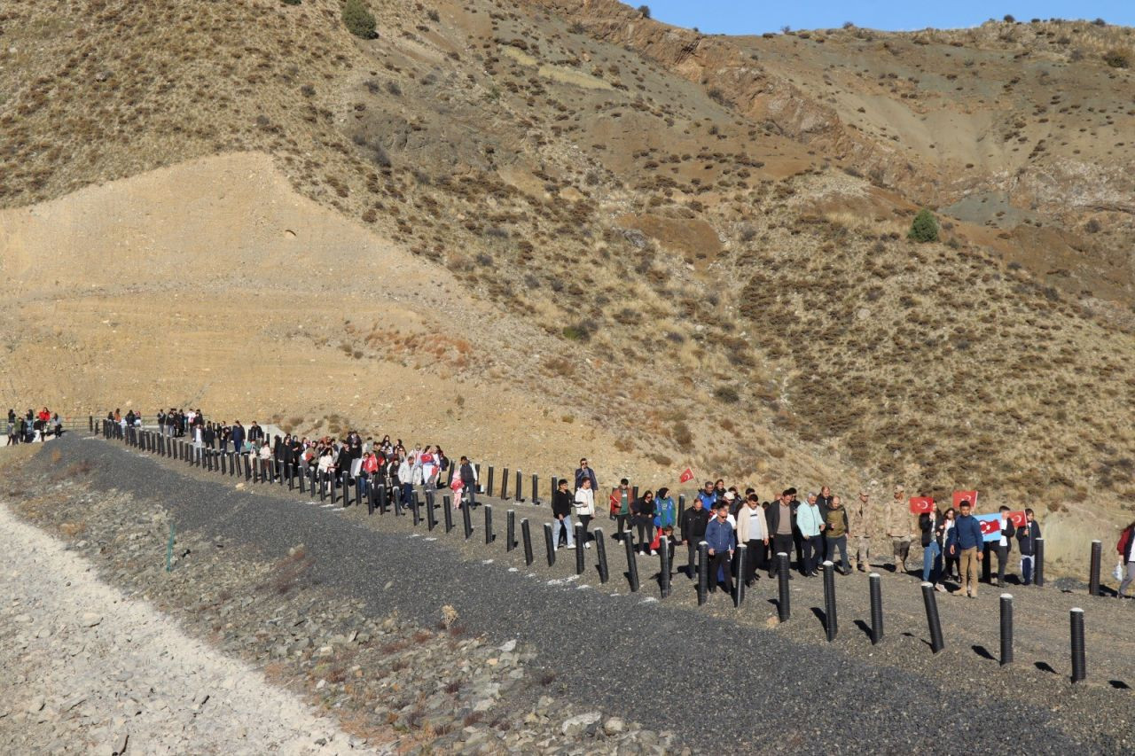 Doğa yürüyüşü ile Cumhuriyet coşkusunu yaşadılar - Sayfa 4