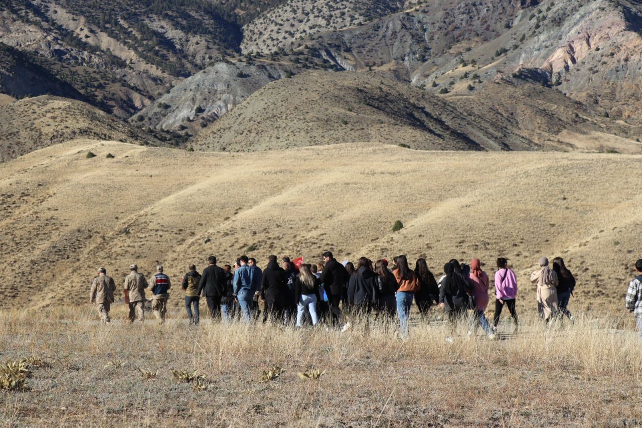 Doğa yürüyüşü ile Cumhuriyet coşkusunu yaşadılar - Sayfa 1