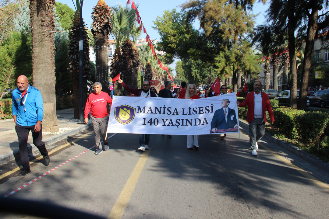 Manisa Lisesi'nden 140'ıncı yıla görkemli kutlama - Sayfa 4