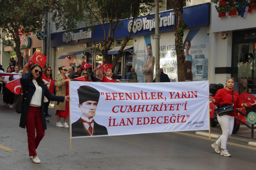 Manisa Lisesi'nden 140'ıncı yıla görkemli kutlama - Sayfa 6