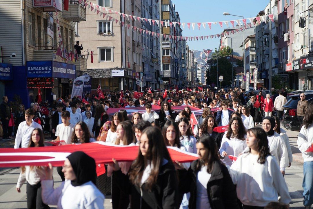 Samsun'da 'Cumhuriyet' yürüyüşü düzenlendi - Sayfa 9