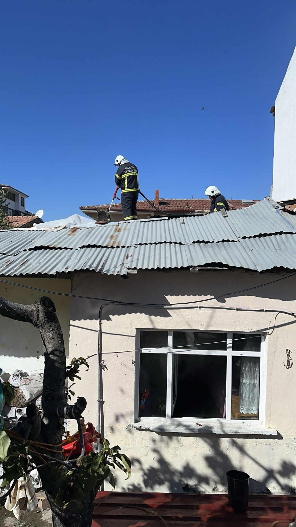 Bilecik'te sobadan çıkan yangın paniğe neden oldu - Sayfa 1