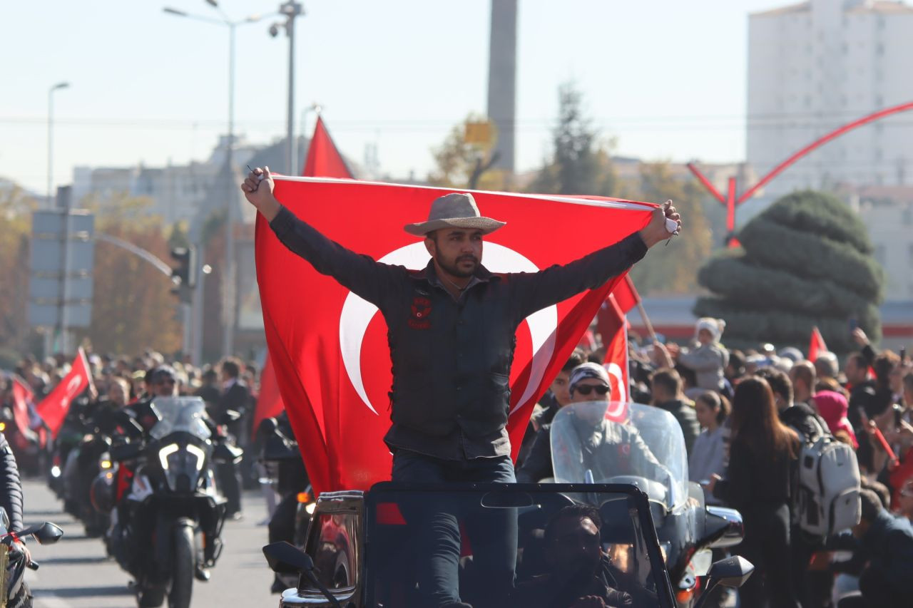 Kayseri'de dev sıcak hava balonlu 29 Ekim kutlaması - Sayfa 1