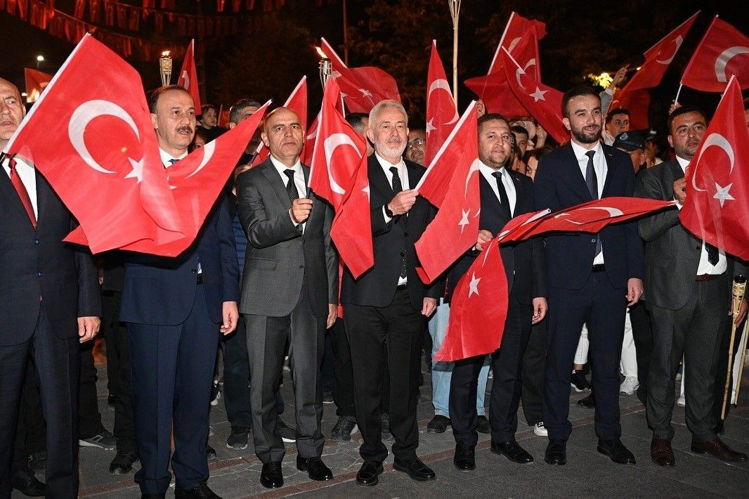 Cumhuriyetin 101. Yılında Isparta'da Fener Alayı Coşkusu - Sayfa 5