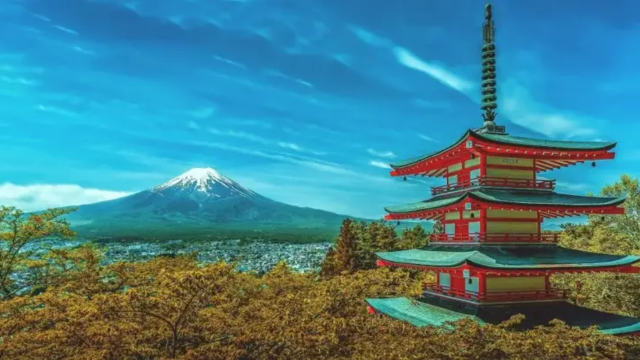 Japonya'da Fuji Dağı’nda Kar Yağışı Hala Görülmedi