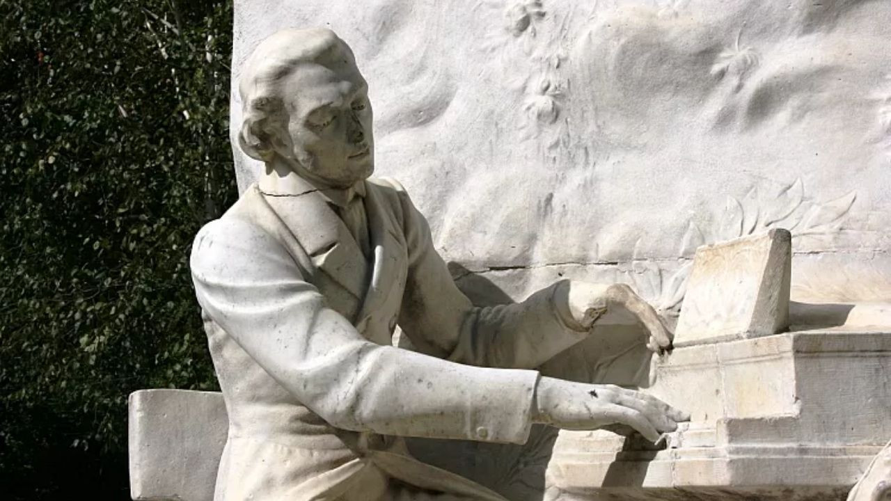 Chopin’e ait bir beste, yaklaşık 200 yıl sonra kütüphane kasasında bulundu - Sayfa 4