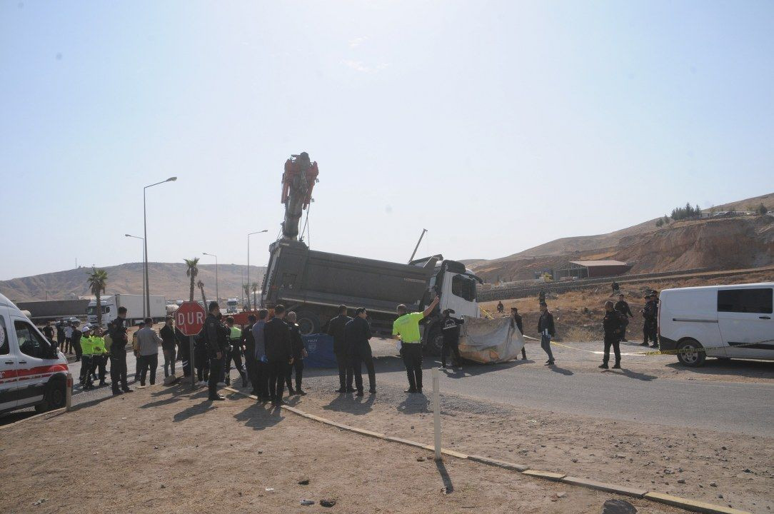 Şırnak'ta kamyon ile motosiklet çarpıştı: 1 ölü - Sayfa 6