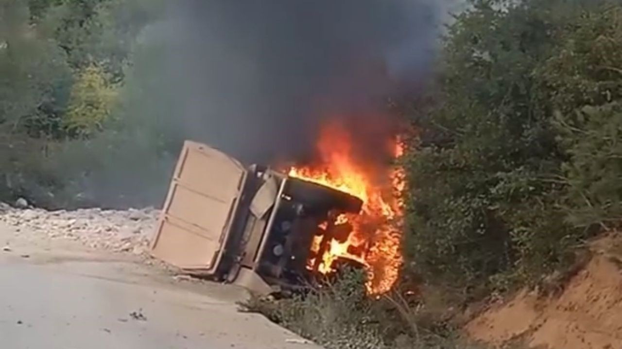 Aniden Devrildi, Alev Topuna Dönüştü: Korkunç Yangın Anları!